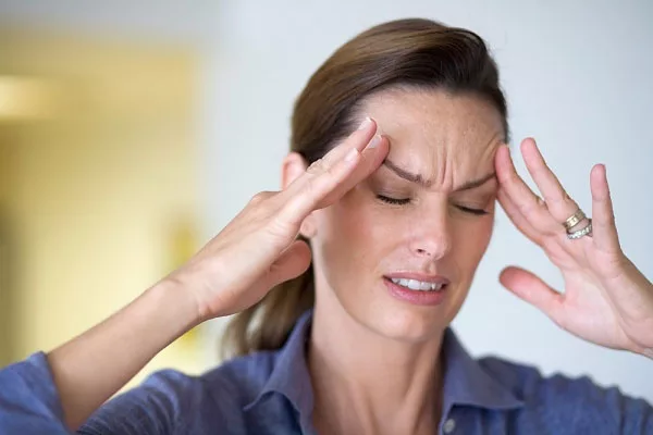 Những điều cần biết về chứng đau đầu
